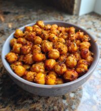 15 minute air fryer spicy chickpeas