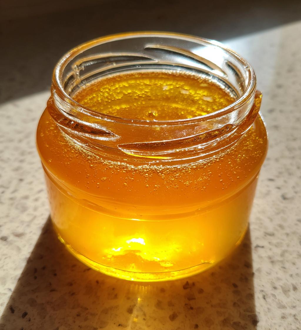 DIY Dandelion Jelly from Garden to Table - detail 1