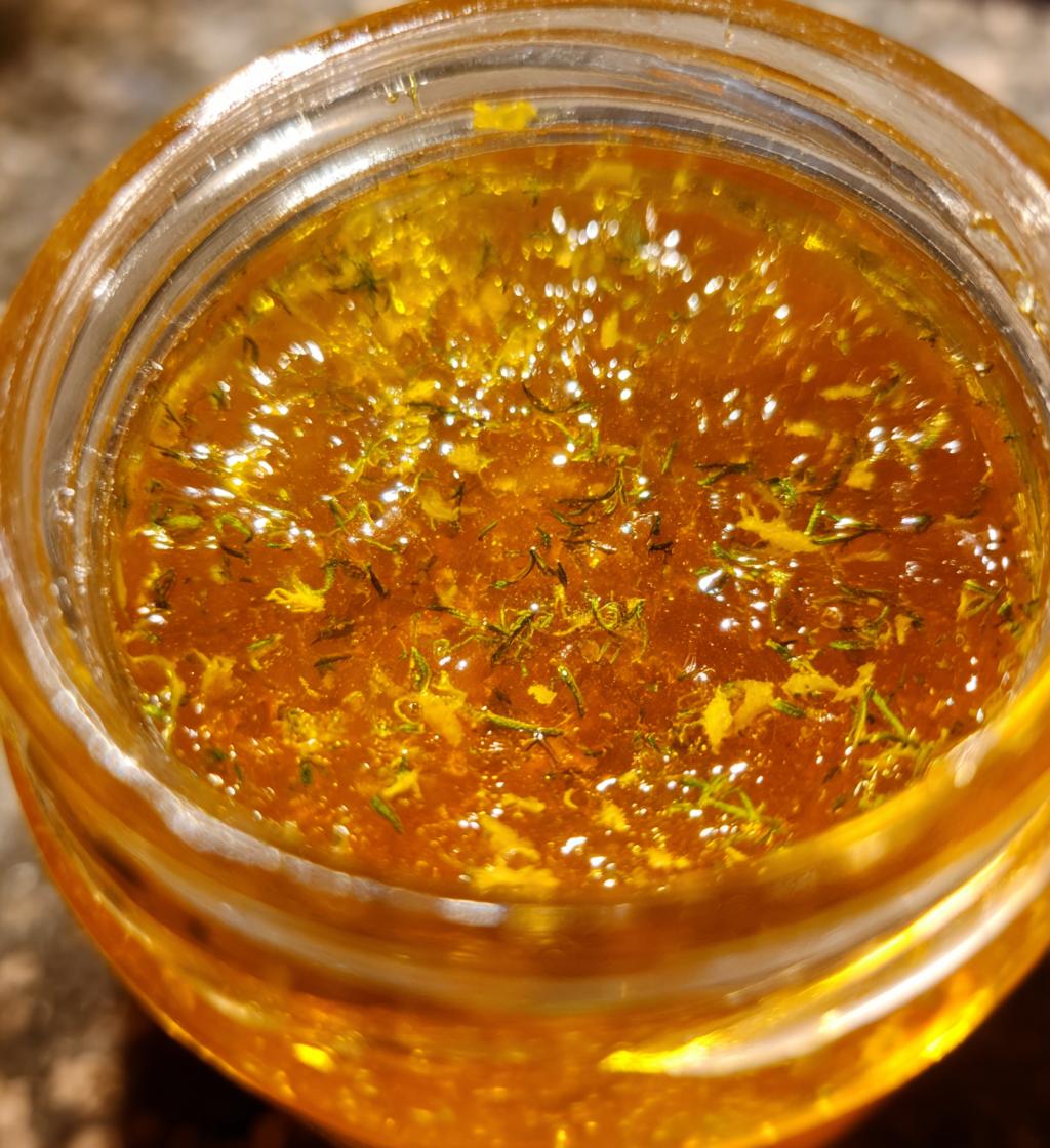 Dandelion Jelly with Lemon Zest - detail 1
