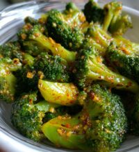 air fryer broccoli garlic roasted
