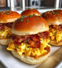 bagel breakfast sliders
