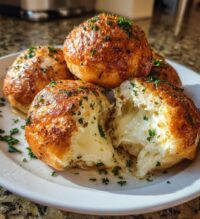 homemade garlic butter cheese bombs