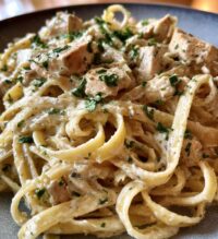 skinny low fat chicken fettuccine alfredo
