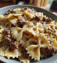 beef and bowtie pasta with alfredo sauce
