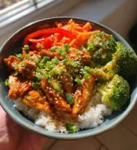 gochujang chicken bowl