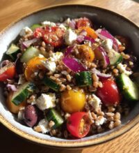 mediterranean farro bowl