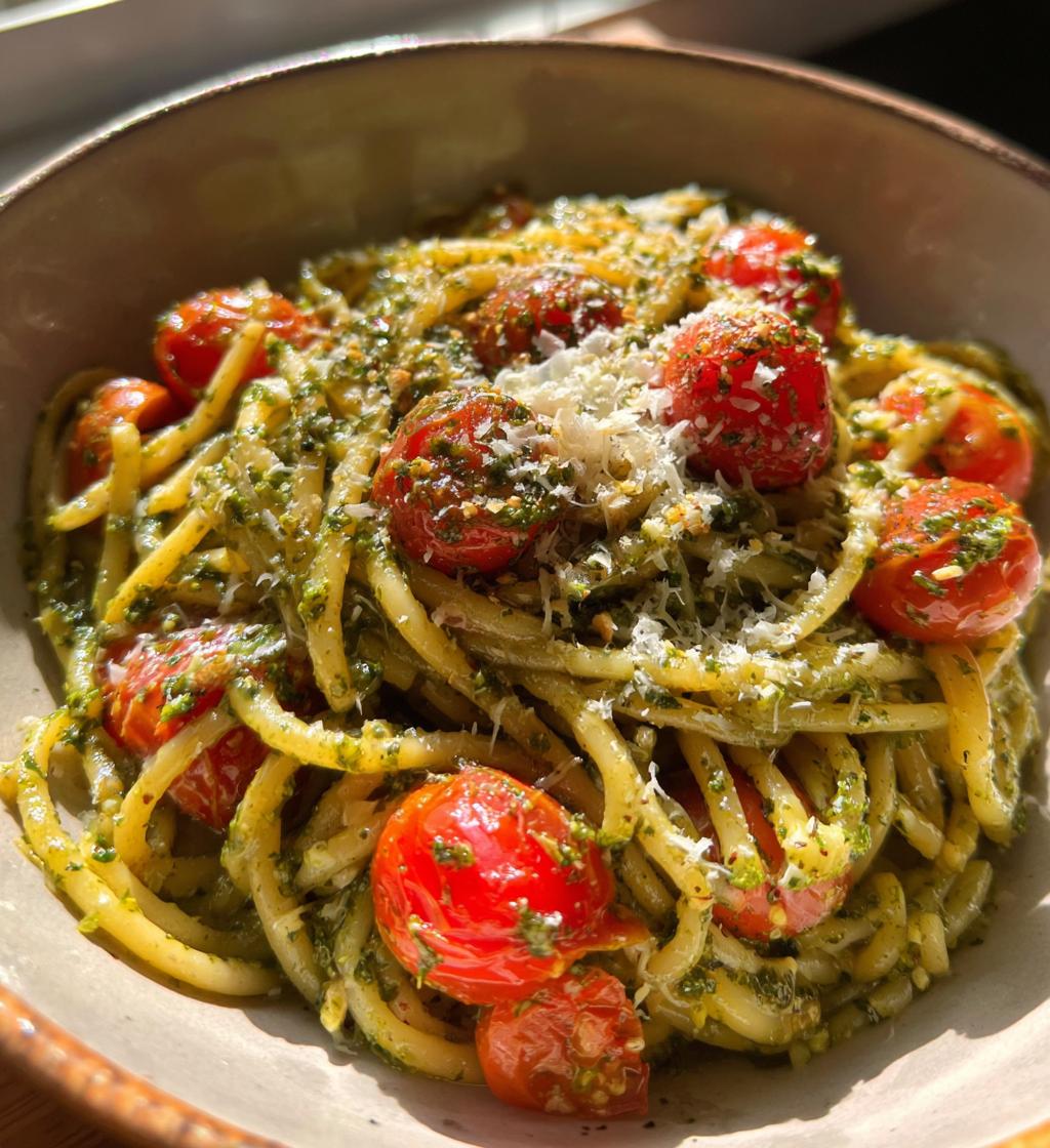 pesto pasta with cherry tomatoes