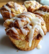 cinnamon roll muffins