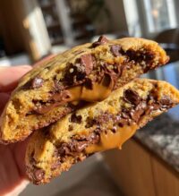 biscoff chocolate chip cookies