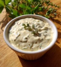 creamy horseradish sauce