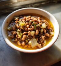 slow cooker black eyed peas