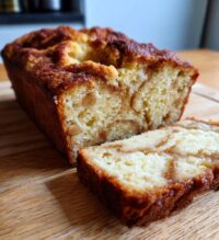 snickerdoodle bread with cinnamon chips