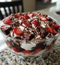 strawberry cheesecake brownie valentine trifle