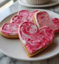 valentine cookies decorated buttercream