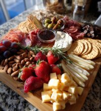charcuterie board ideas valentines day