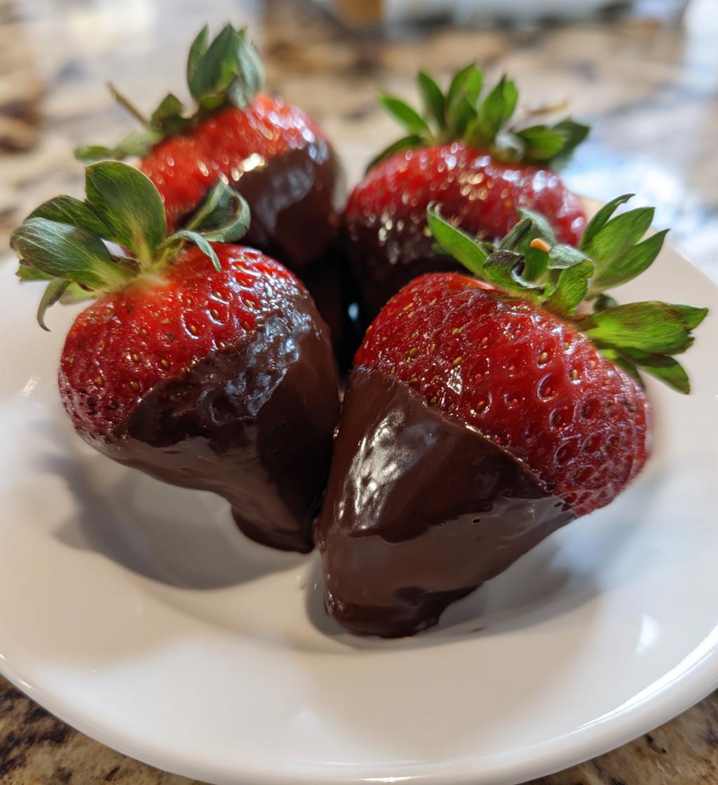 valentine dipped strawberries