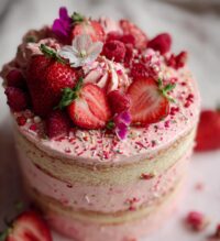 valentines day cake decorating